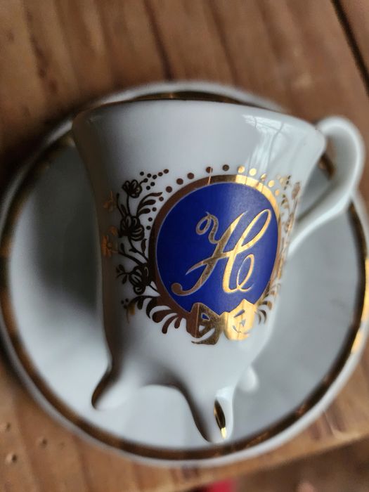 Chavenas de quatro pés bonitas