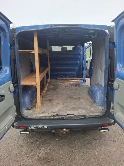 OPEL VIVARO длиная база