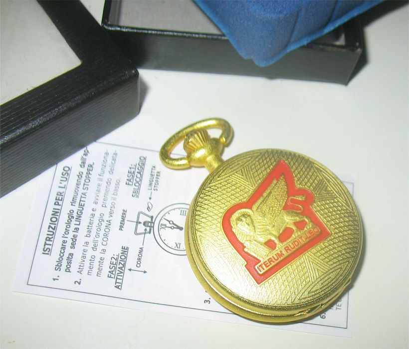 Iterum Rudit Leo - Relógio de Bolso