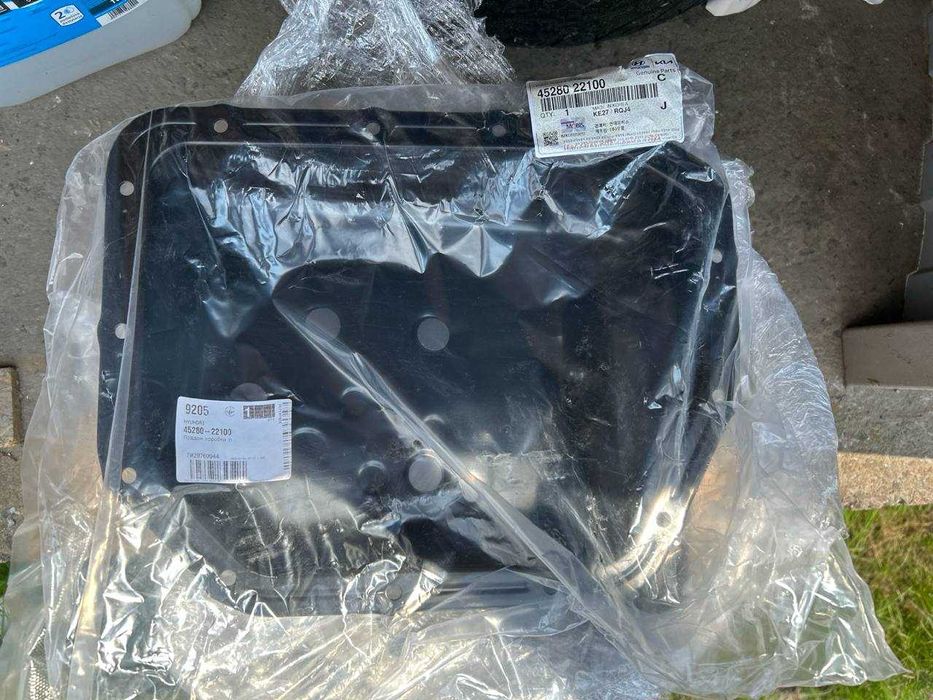 Піддон акпп Getz Accent Matrix 4528022100