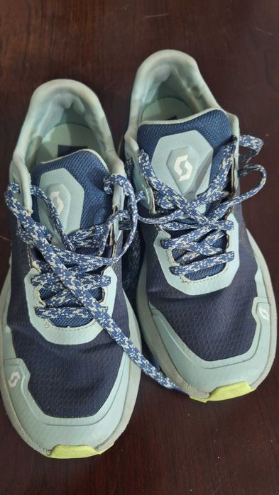 Sapatilhas Scott Trail / Corrida Mulher (Como Novas) – Tam. 37.5