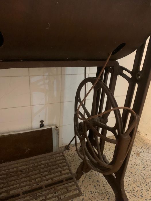 Maquina de costura Huscvarna