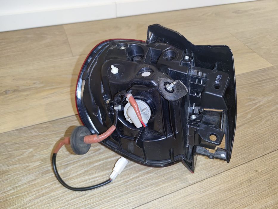 Farolim dto Mazda MX30 (DN4L-51-150c)