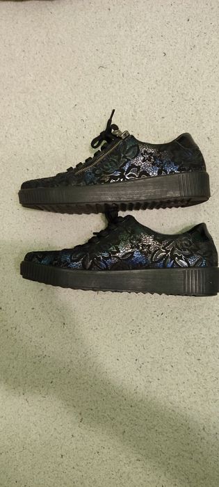 Женские фирменные кроссовки Rieker 40-41 р.