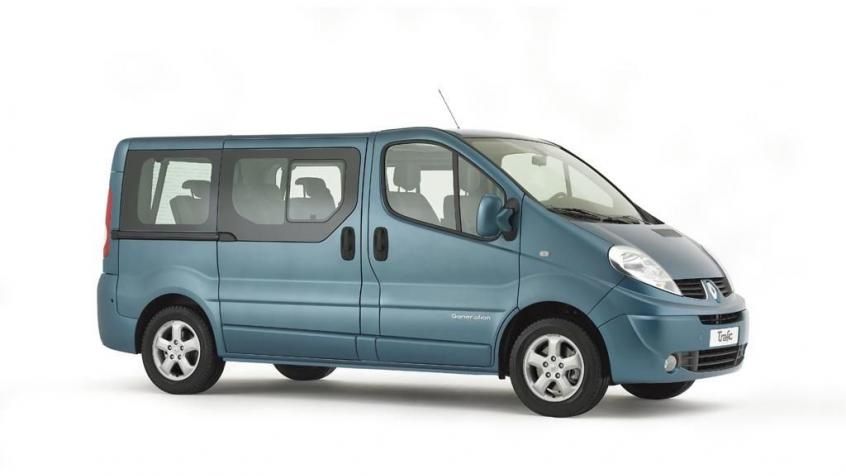 Bus Renault Trafic 9 osobowy wynajem przewoz osob