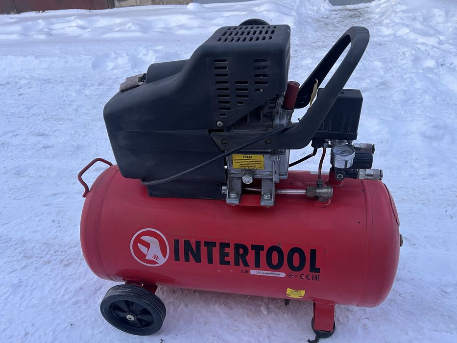 Компресор INTERTOOL  50л