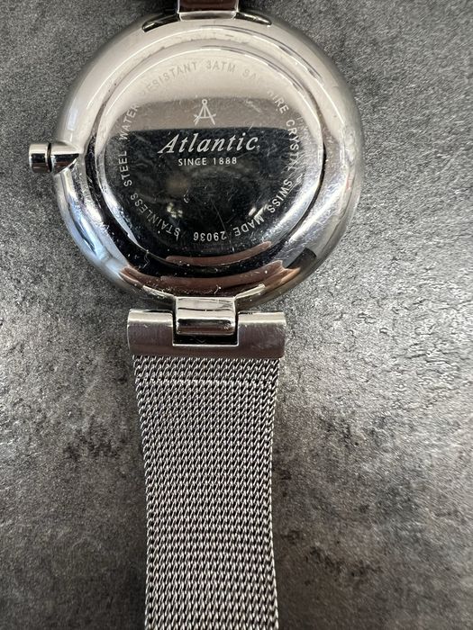 Часи, годиник)))