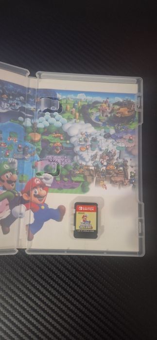 Super Mario Bros. U Deluxe — Nintendo Switch