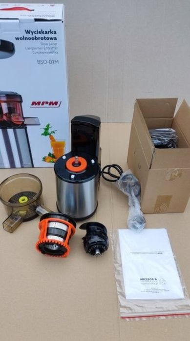 Соковижималка Шнекова MPM BSO-01M