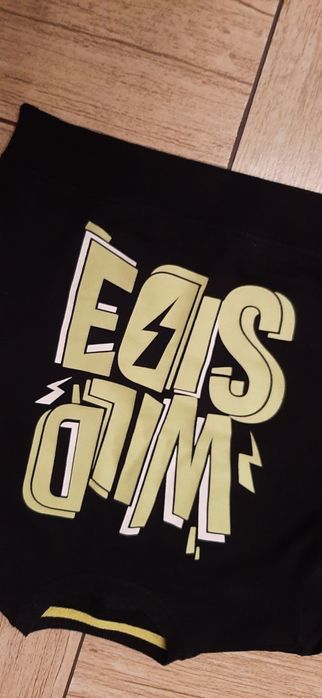 Super bluza Reserved r.134 st.bdb