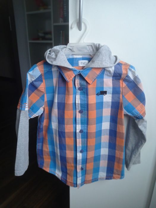 Koszula z kapturem. chłopiec. F&F. 110