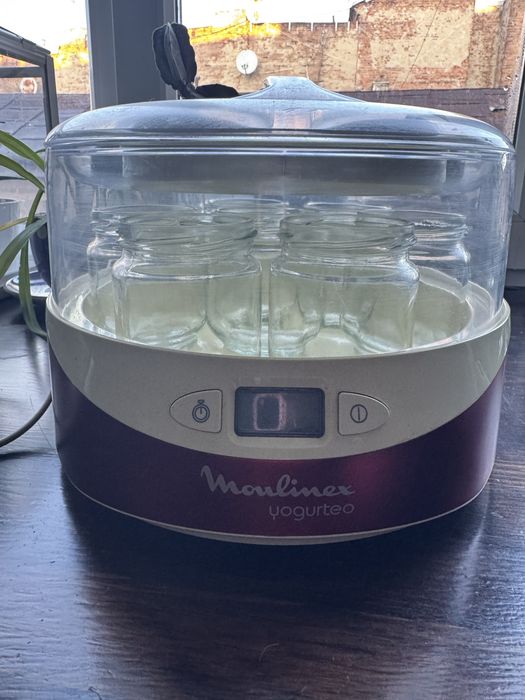 Йогуртниця Moulinex