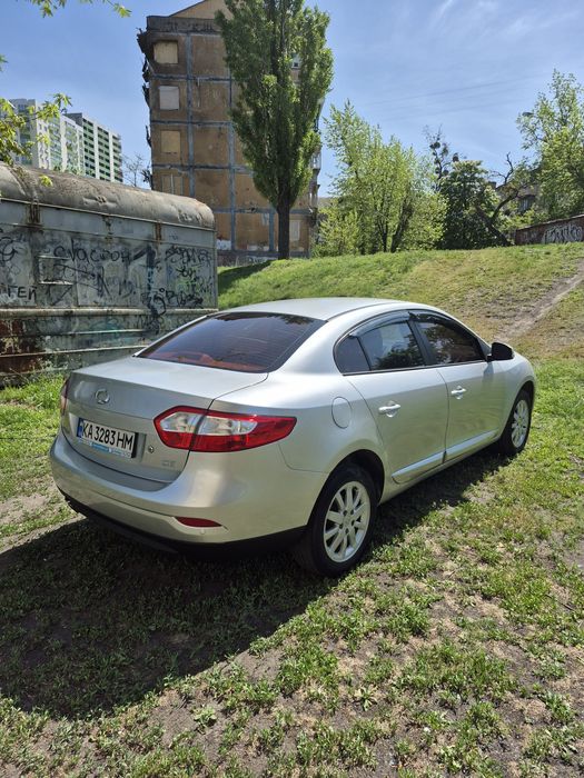 Renault Samsung sm3 (FLUENCE)