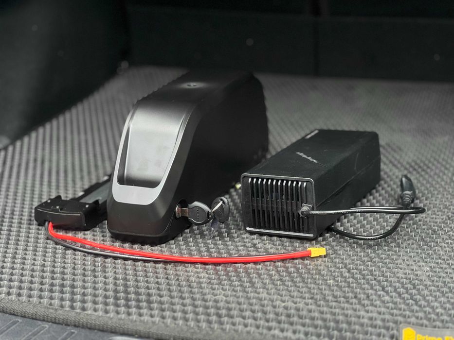 Bateria bidonowa 48v 24ah + ładowarka 5a + szyna montażowa