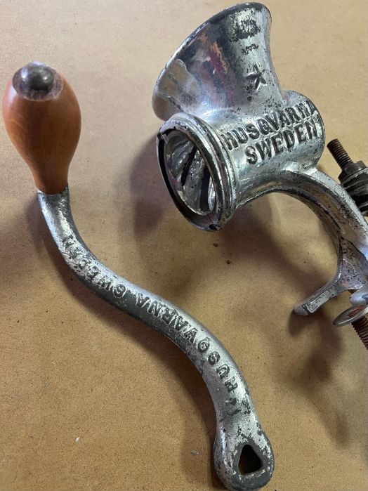 Máquina antiga para triturar