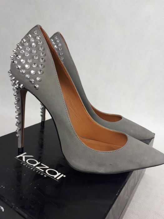 Nowe szpilki KAZAR czółenka szare dżety ćwieki 38 zamszowe