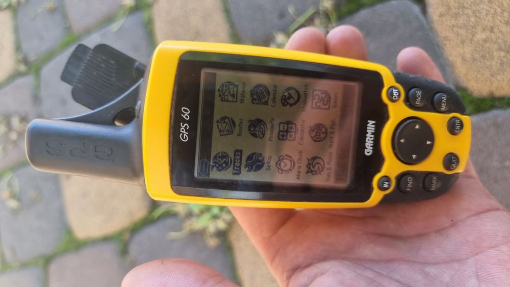 Продам GPS garmin