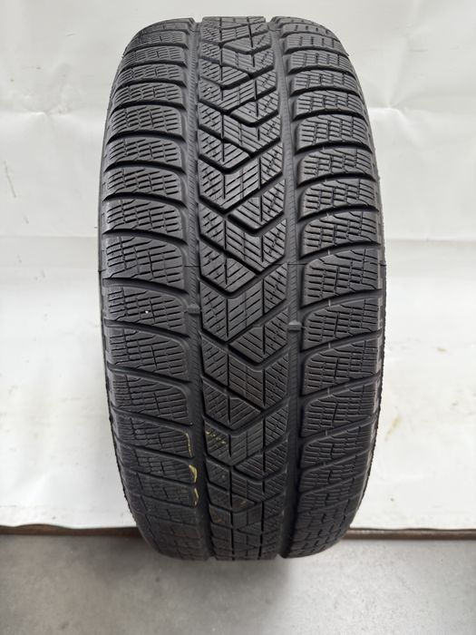 235/55/19 Pirelli Scorpion Winter MOE 101H