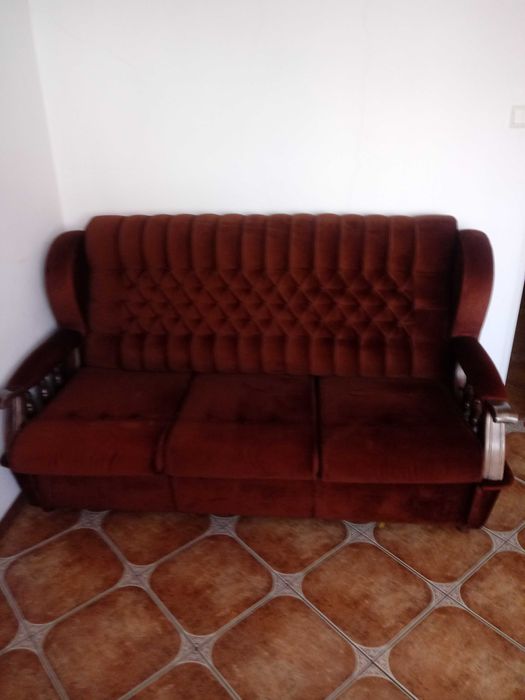 stolik pod telewizor mahoń