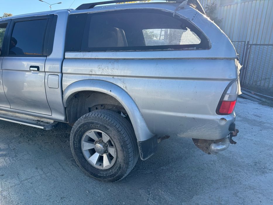 L200 4x4 пікап Англієць