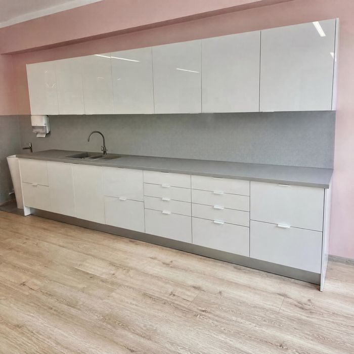Odstąpie gotowy gabinet podologiczny/kosmetologiczny-34,29m2-Bielsko-Biała,ul.Reja 18 (cesja najmu + wyposażenie w cenie)