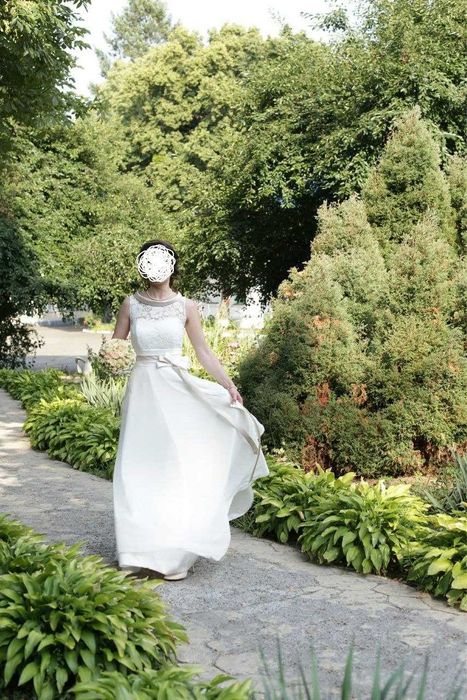 Брендова весільна сукня Dianelli, А-силует (розмір 46 / M)