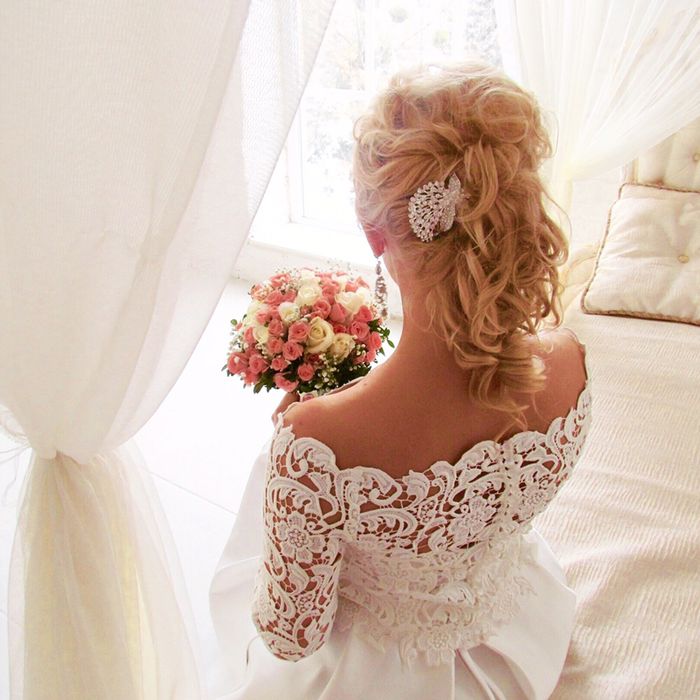 Платье свадебное, коктейльное, для выпуснова