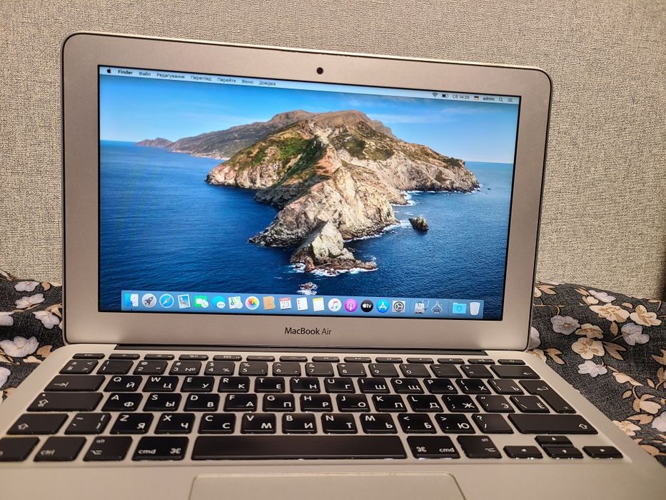 【訳あり】Macbook air 13インチ（Mid 2012） Apple MacBook Air 13 A1466 Mid 2012 2.5 GHz Core i5 8 GB ram