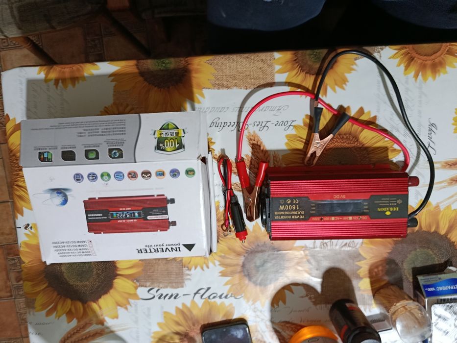 Инвертор на 220 вольт 1600 ватт.