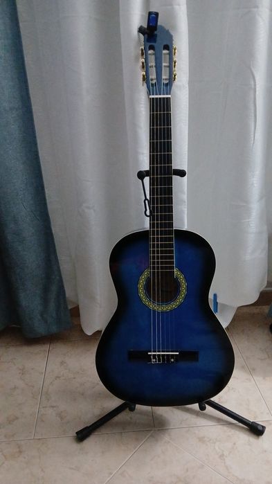 Violão para adulto