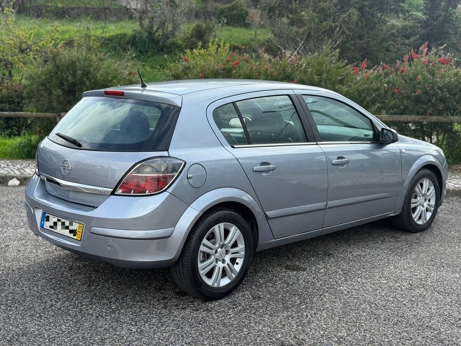 OPEL ASTRA COSMO 1.3 Cdti (Gasóleo) 2007