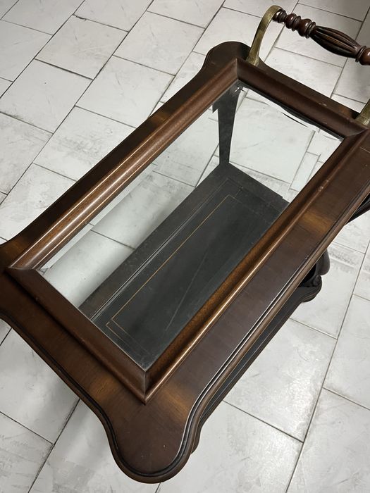 Carrinho de chá e bebidas