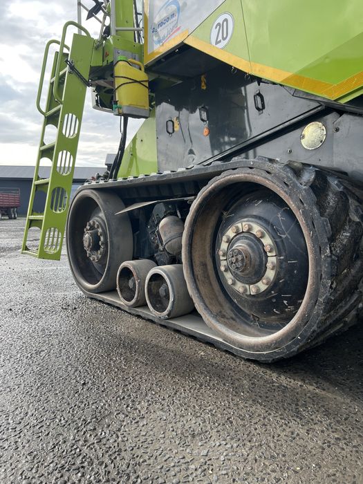 Claas Lexion 480 на гусеницях 2003 рік випуску