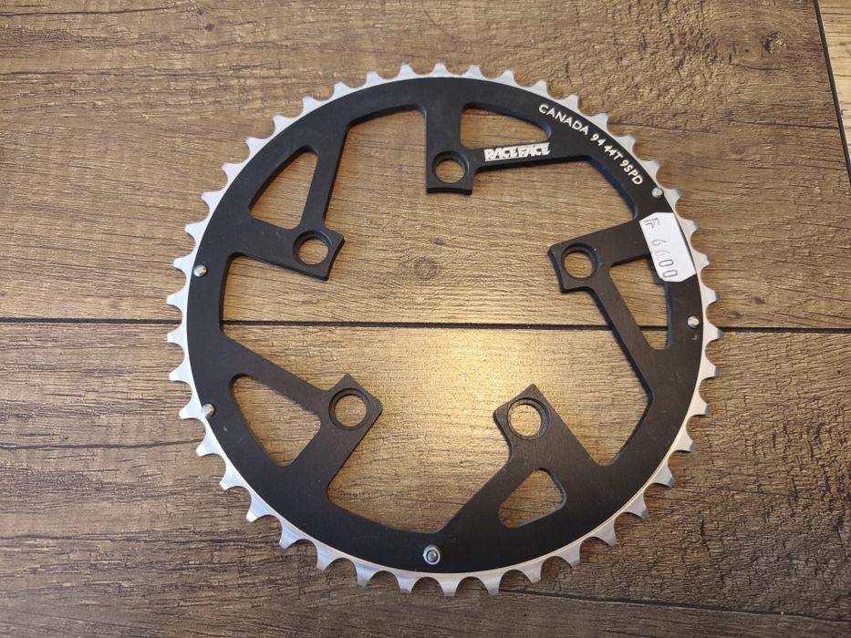 Race Face 44t 94 bcd