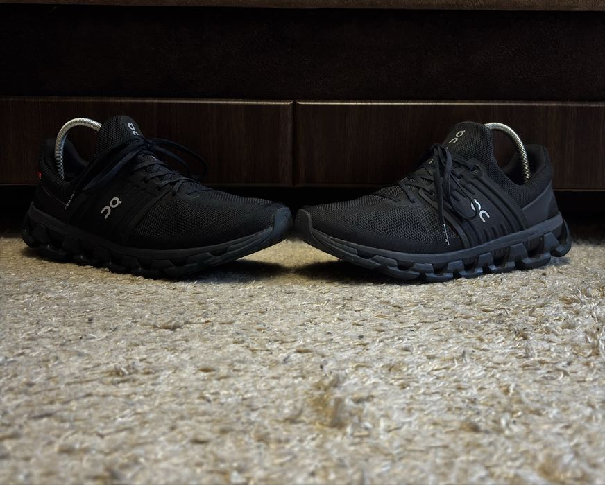 Кросівки on cloudswift 3