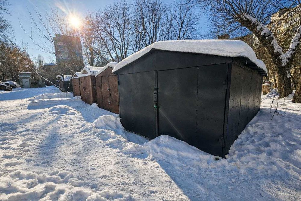 Продам гаража на Покитила 5