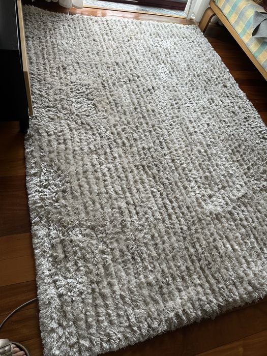 Tapete Jorge Mendes, grande de pelo com fibras naturais