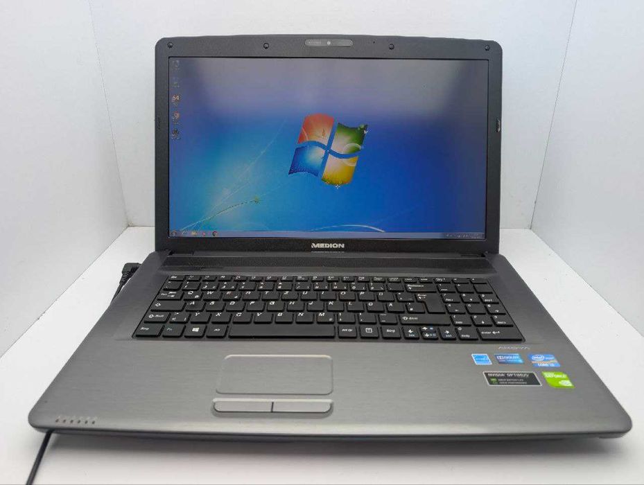 Medion P7818 Intel i3-3110M 8gb:DDR3 HDD:750Gb nVIDIA GT 730M 2gb 17.3