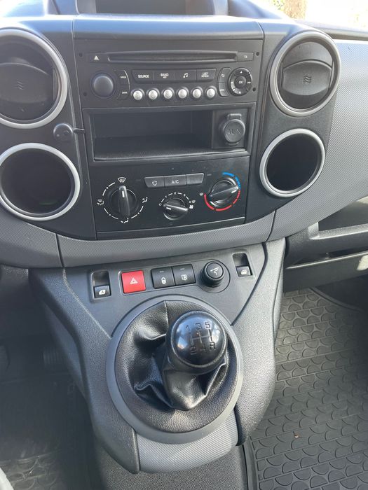 Citroen Berlingo 1.6 Hdi 3 lugares 2016