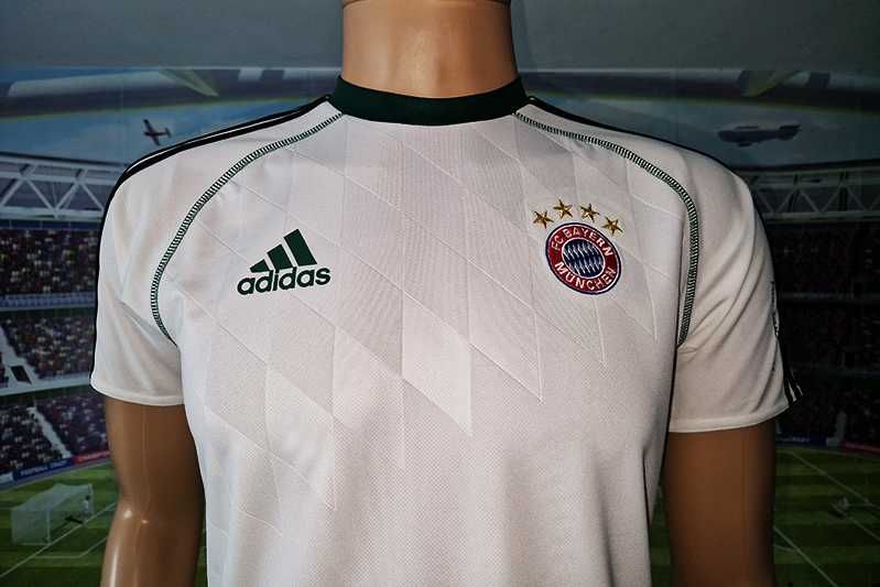 Bayern Monachium Adidas Formotion 2013-14 training shirt size: L-164