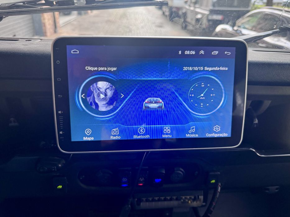 Land Rover Defender 130  TD5 SVO