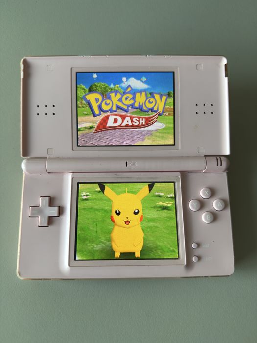 Pokémon Dash em excelente estado