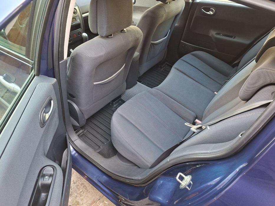 Гарне Авто Renault MEGANE