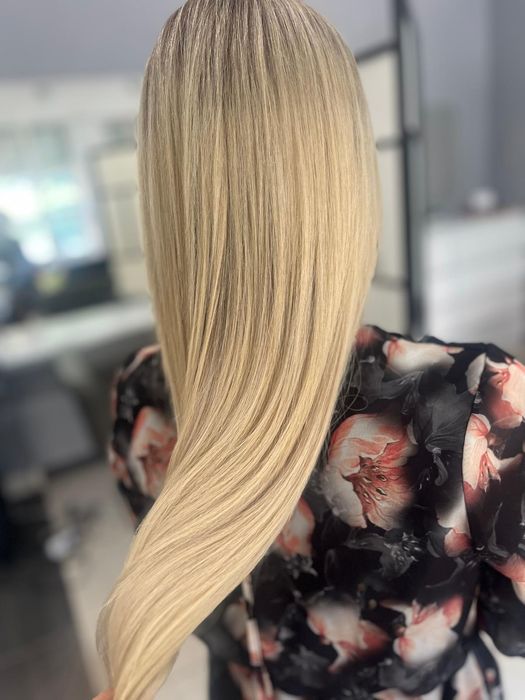 Przedłużanie włosów/Korekta pasm