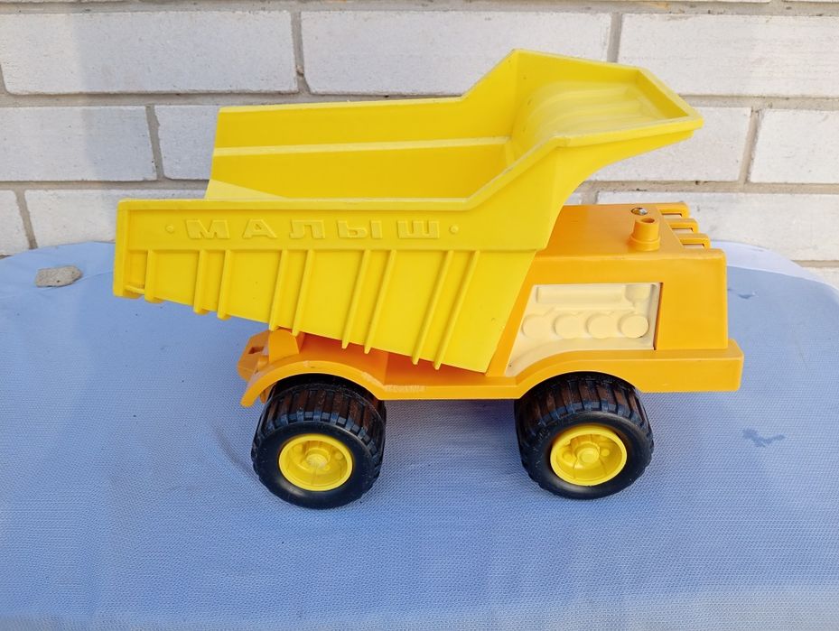 Продам радянські советские игрушки іграшки машинки