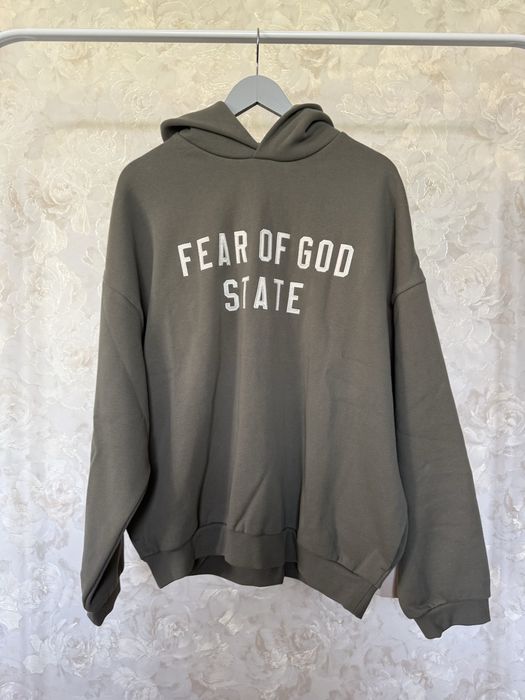 Fear Of God Essentials 90s Fit Fleece Hoodie (M, L)