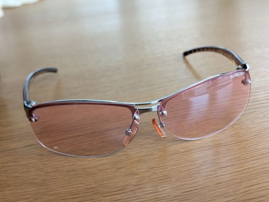 Okulary przeciwsłoneczne różowe jak Burberry vintage