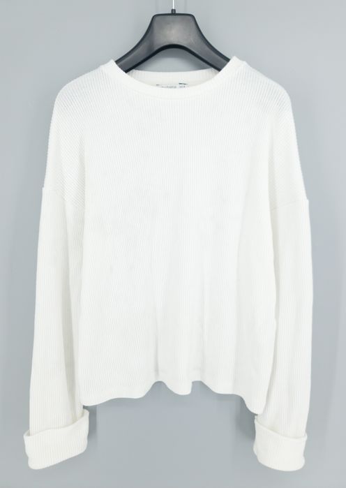 Sweter prosty do bioder Stradivarius S