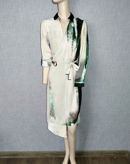 River Island S-M Трендова сукня на запах деловое платье девочке