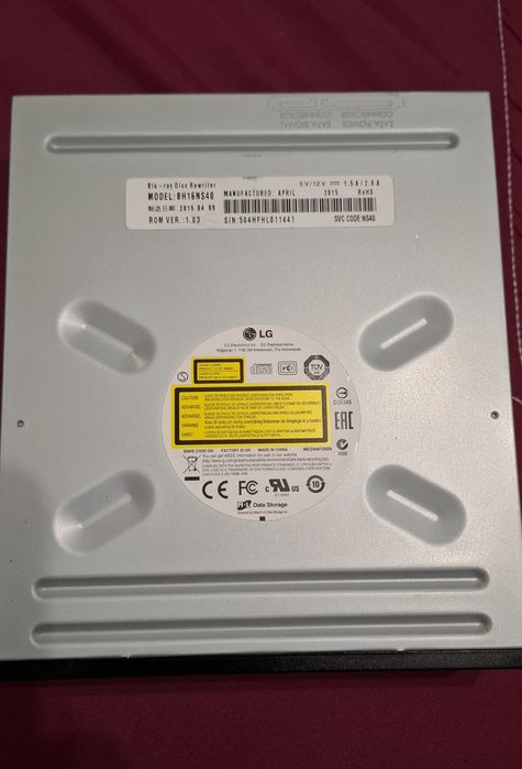 Hitachi-LG Super Multi Blu-ray Writer BH16NS40